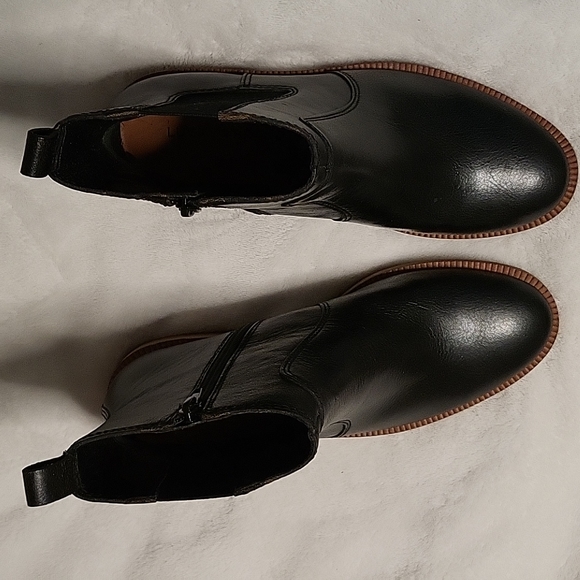 LUCKY BRAND Black Ressy Boot size 7 1/2 - Picture 3 of 7